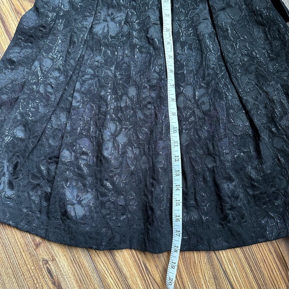 DKNY Pleated Brocade Mini Skirt with Pockets 🖤✨ - Picture 7 of 9